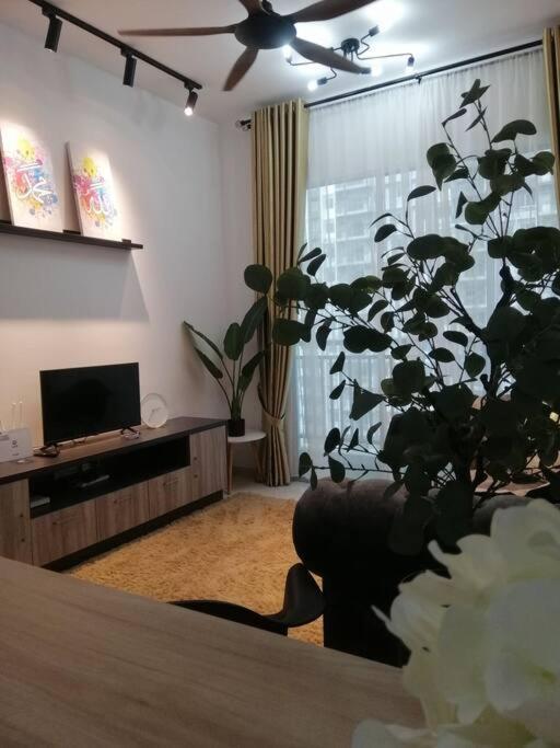 Homestay Casa Nur Iman @Adelia Kajang Extérieur photo